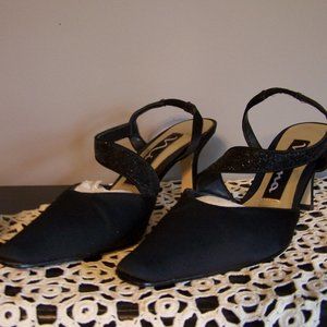 Nina Shoes Size 5.5 Black Glitter Slingback Pumps